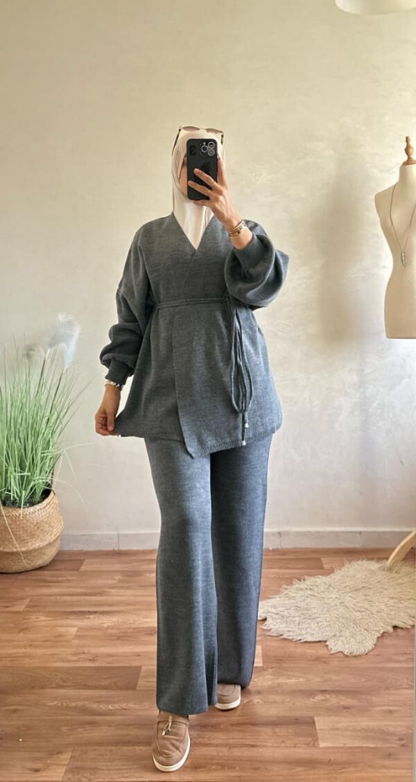 أنسومبل بنطلون + كومونو مع حزام