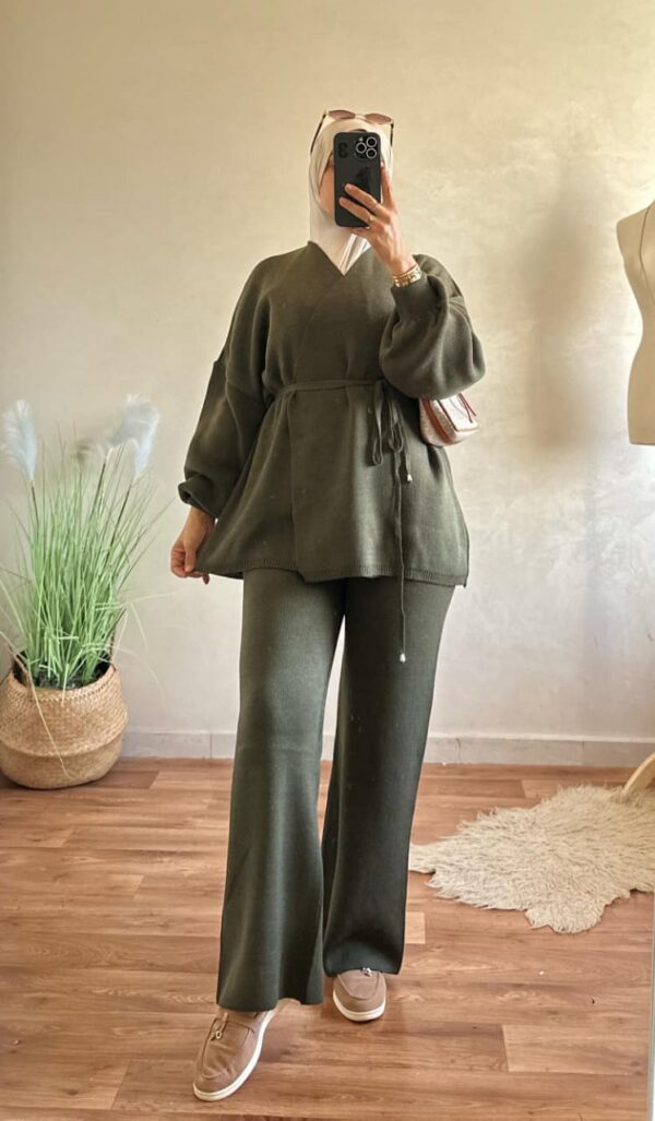 أنسومبل بنطلون + كومونو مع حزام