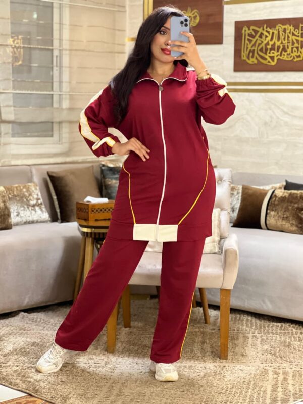 سورفيت بثوب مونطوني