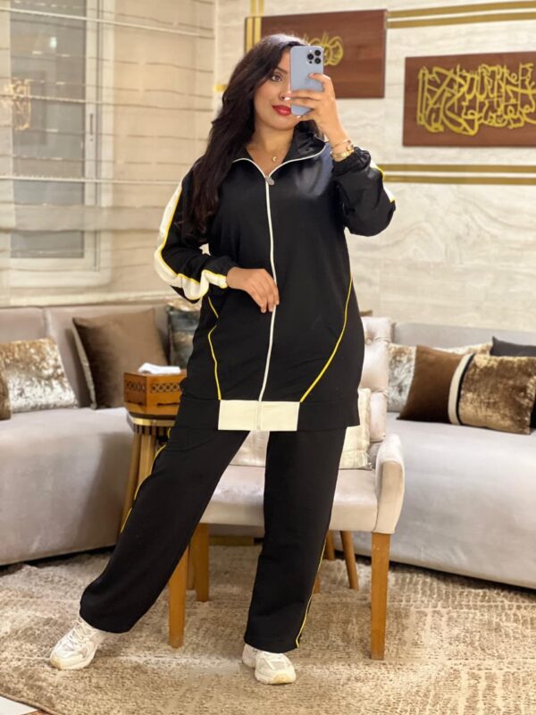 سورفيت بثوب مونطوني