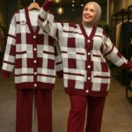 أنسومبل ثلاث قطع من الصوف الممتاز والفخم