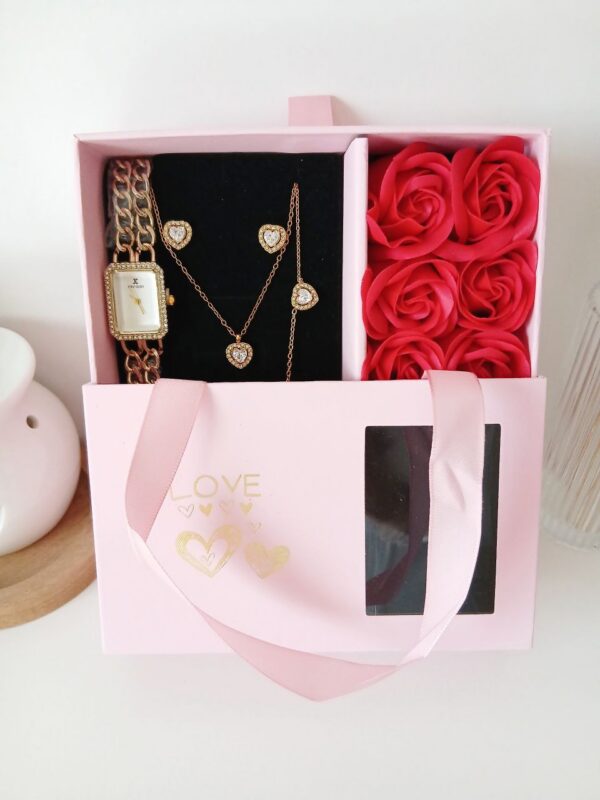 باك أنيق وفخم يزيدك لمسة تميّز