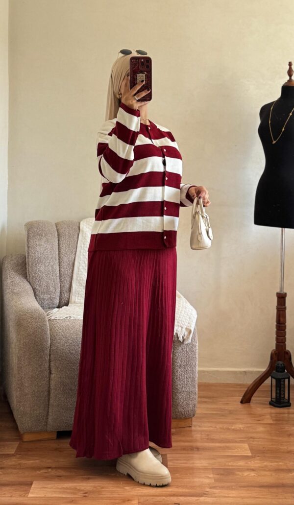 ensemble rayé avec jupe plissée – ref/b91